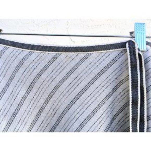 Asymmetrical Textured Linen Midi Skirt (S) - Picture 3 of 4